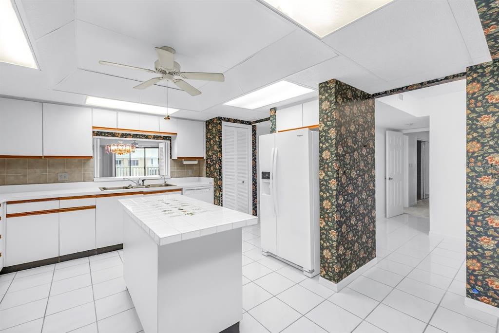 6600 Sunset Way, Unit 508 St. Pete Beach, FL 33706 - Photo 8 of 50