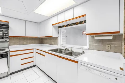 $775,000 | 6600 Sunset Way, Unit 508, St. Pete Beach, FL 33706