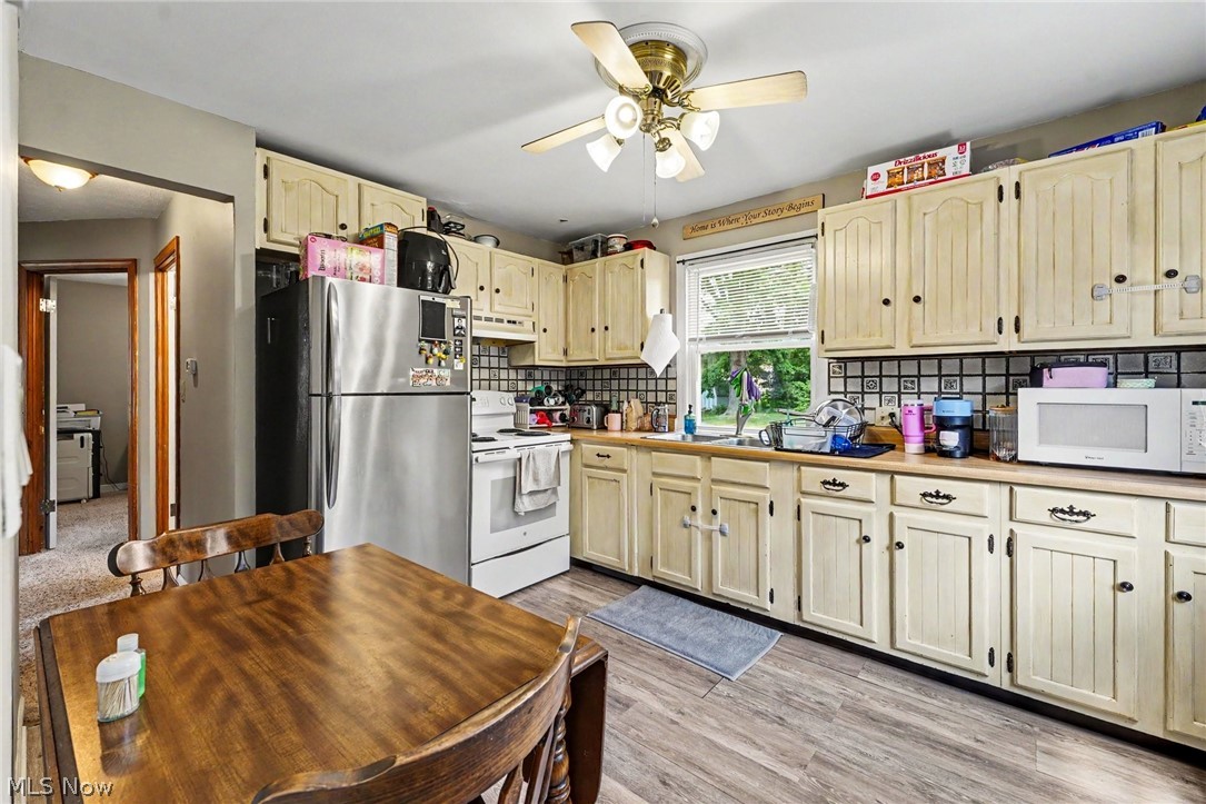 4627 20th Street Northwest Canton, OH 44708 - Photo 11 of 32