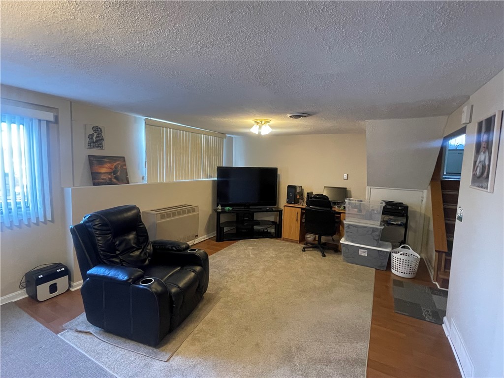 33 Kent Street Cumberland, RI 02864 - Photo 13 of 38