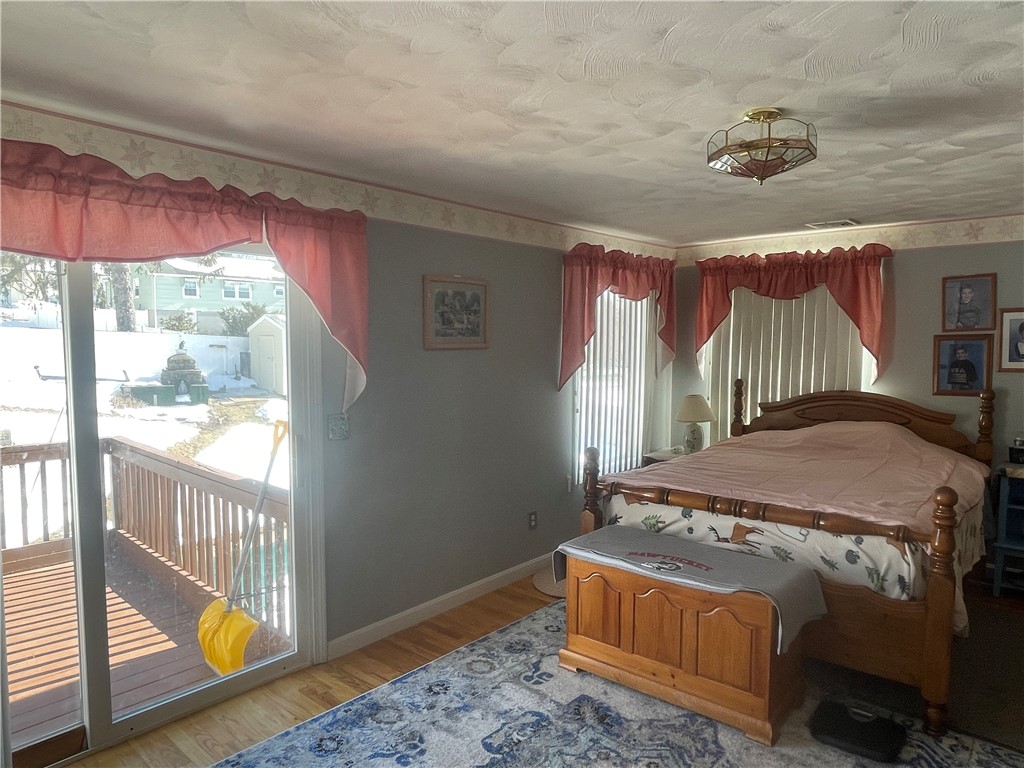 33 Kent Street Cumberland, RI 02864 - Photo 15 of 38