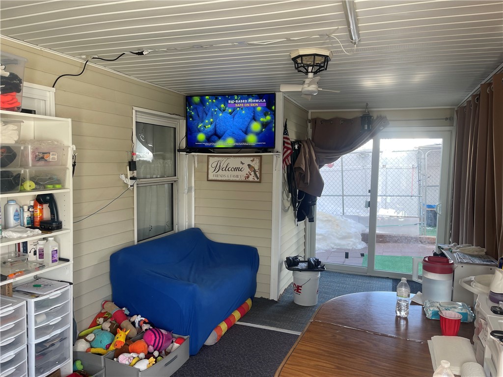 33 Kent Street Cumberland, RI 02864 - Photo 29 of 38