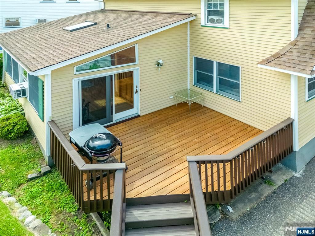 176 Woodward Avenue Rutherford, NJ 07070 - Photo 35 of 50