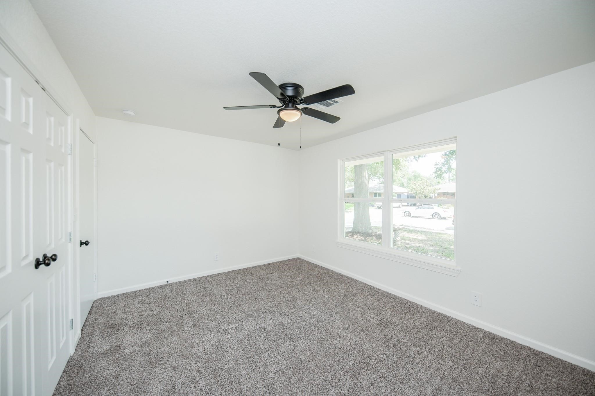 5221 Libbey Drive Houston, TX 77092 - Photo 24 of 31