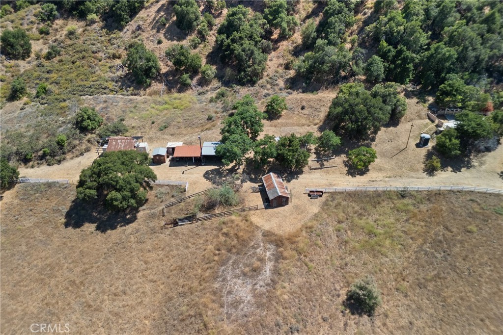 27772 Parker Road Castaic, CA 91384 - Photo 8 of 31