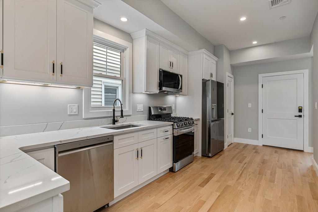 28 Falcon Street, Unit 2 Boston, MA 02128 - Photo 8 of 22