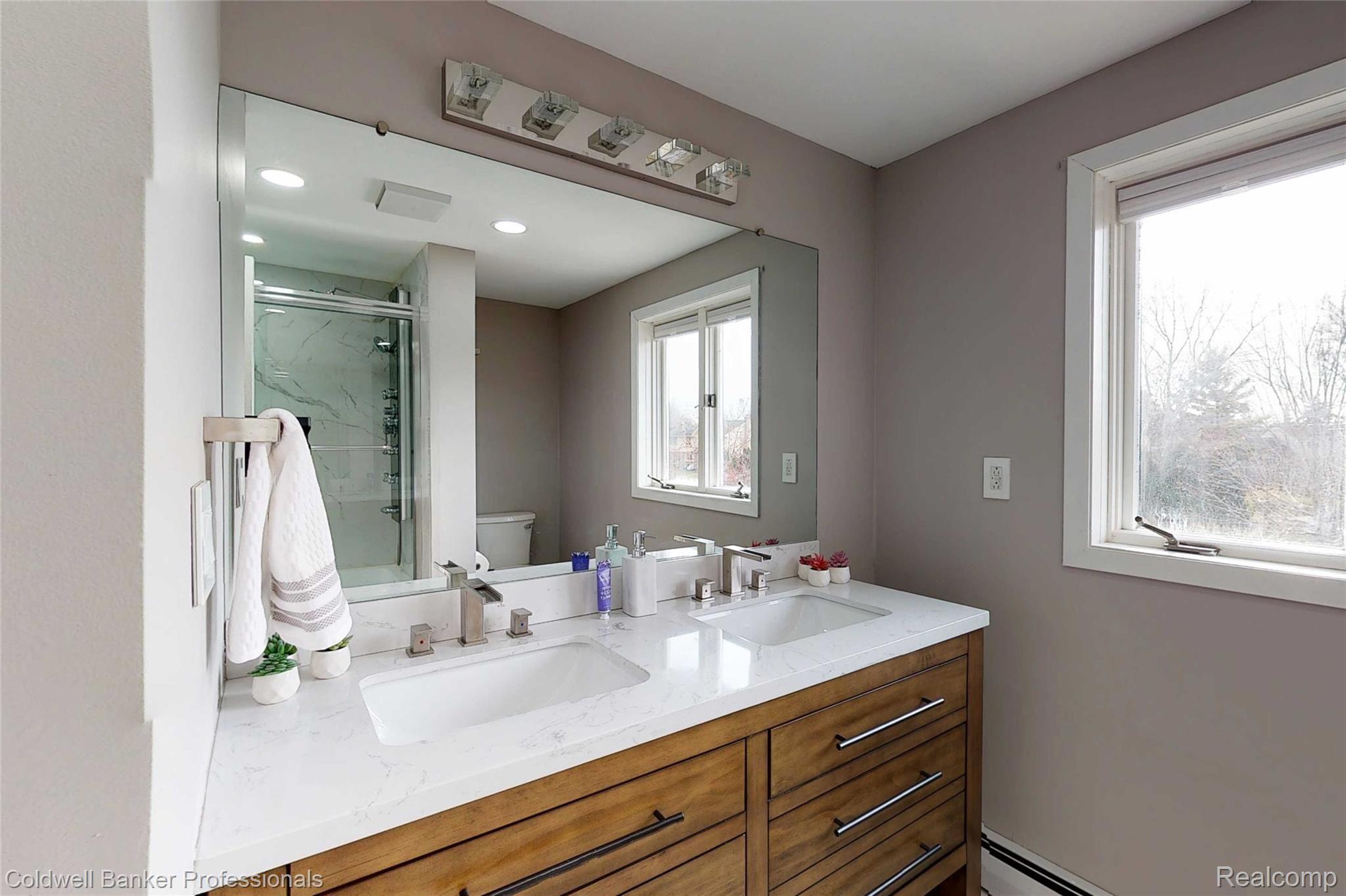 2298 London Bridge Drive, Unit 54 Rochester, MI 48307 - Photo 28 of 37 26.jpg