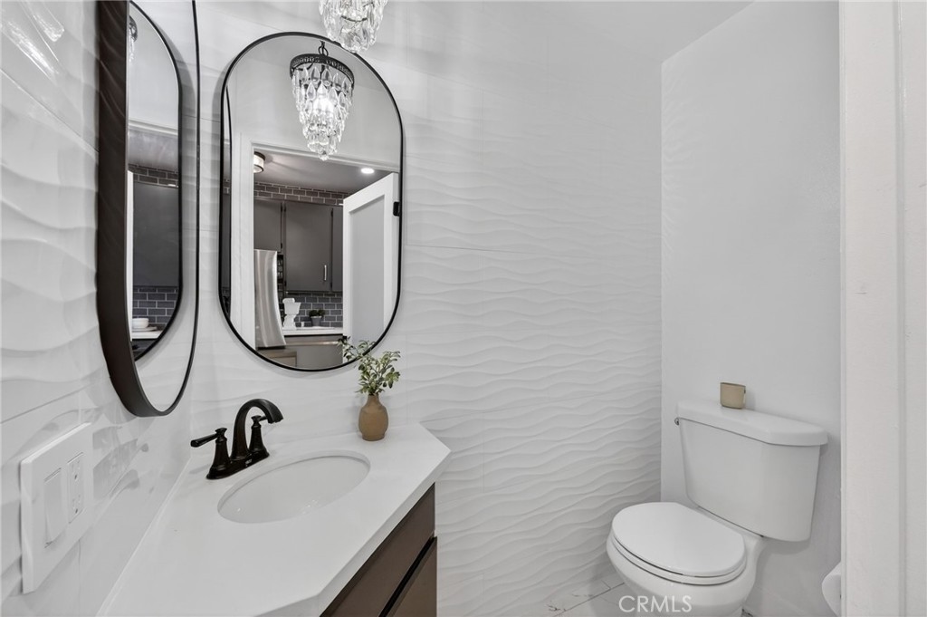 2500 Abbot Kinney Boulevard, Unit 9 Venice, CA 90291 - Photo 11 of 36