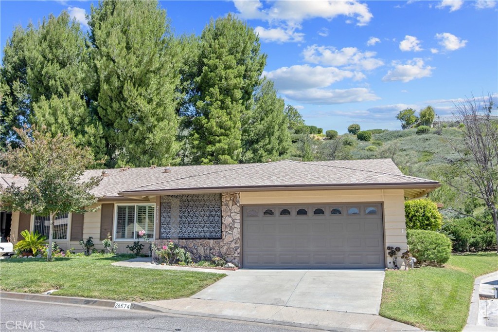 26574 Cardwick Court Newhall, CA 91321 - Photo 2 of 43