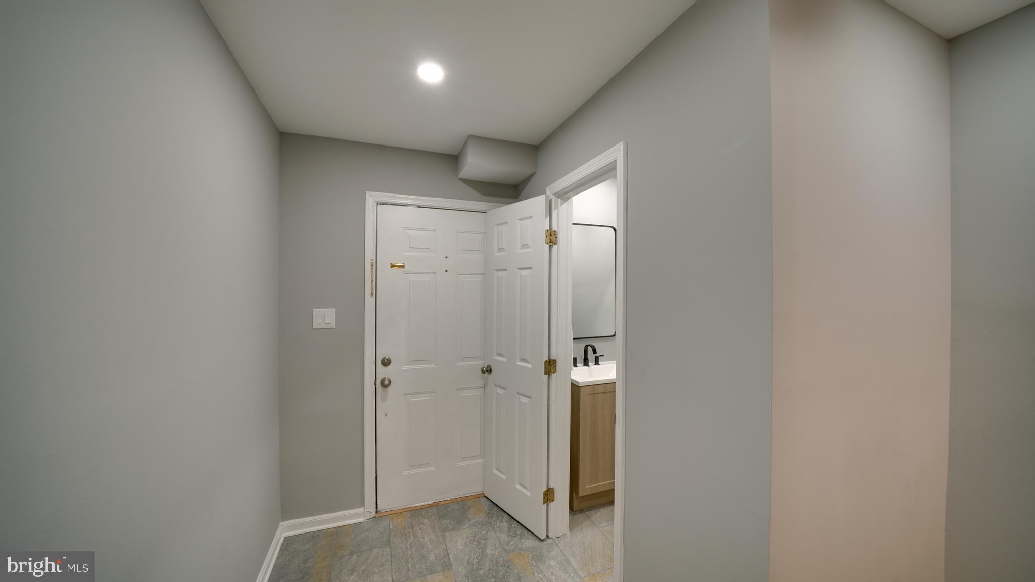 6934 Village Stream Place Gainesville, VA 20155 - Photo 9 of 31