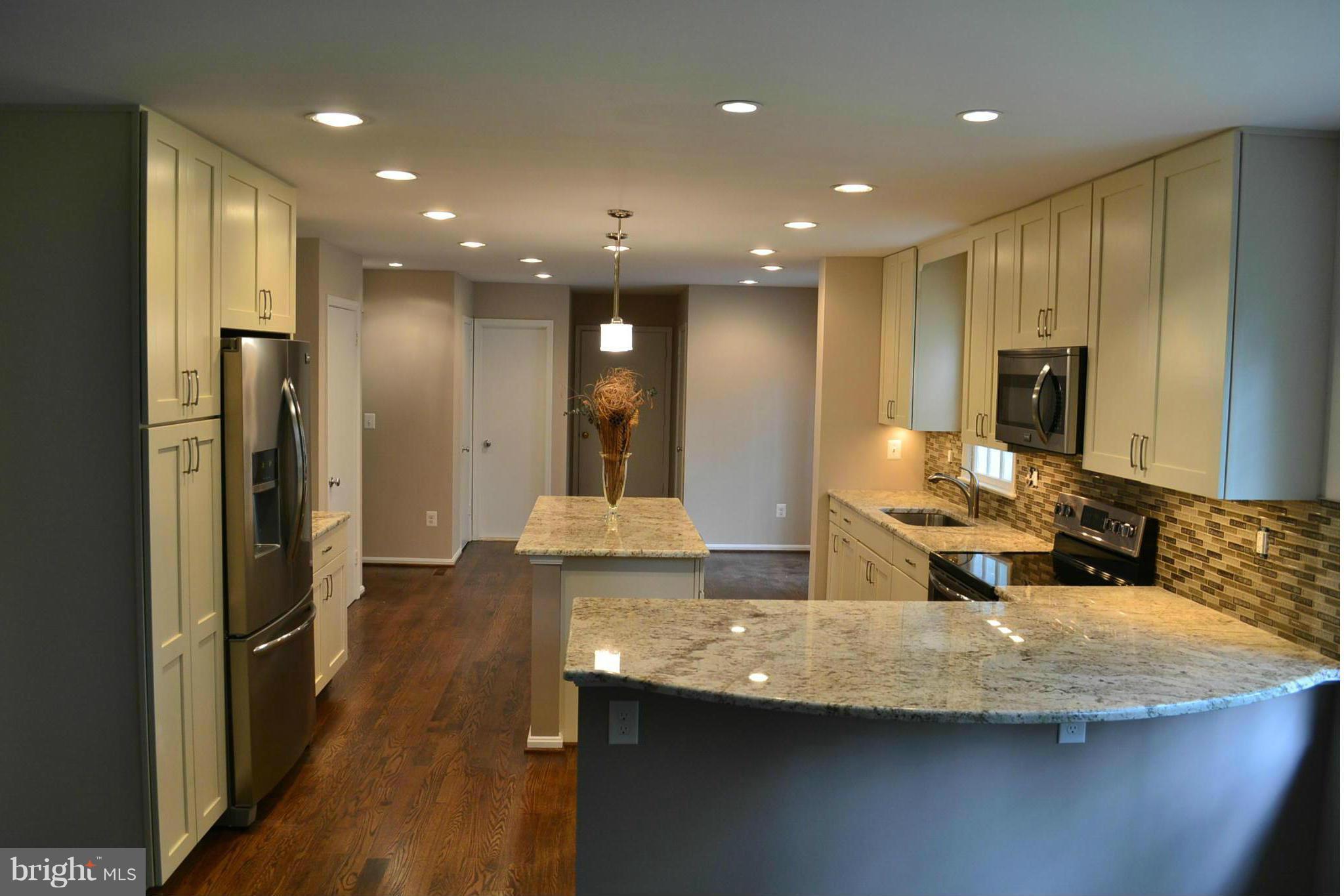 4907 Powell Road Fairfax, VA 22032 - Photo 2 of 30 Kitchen