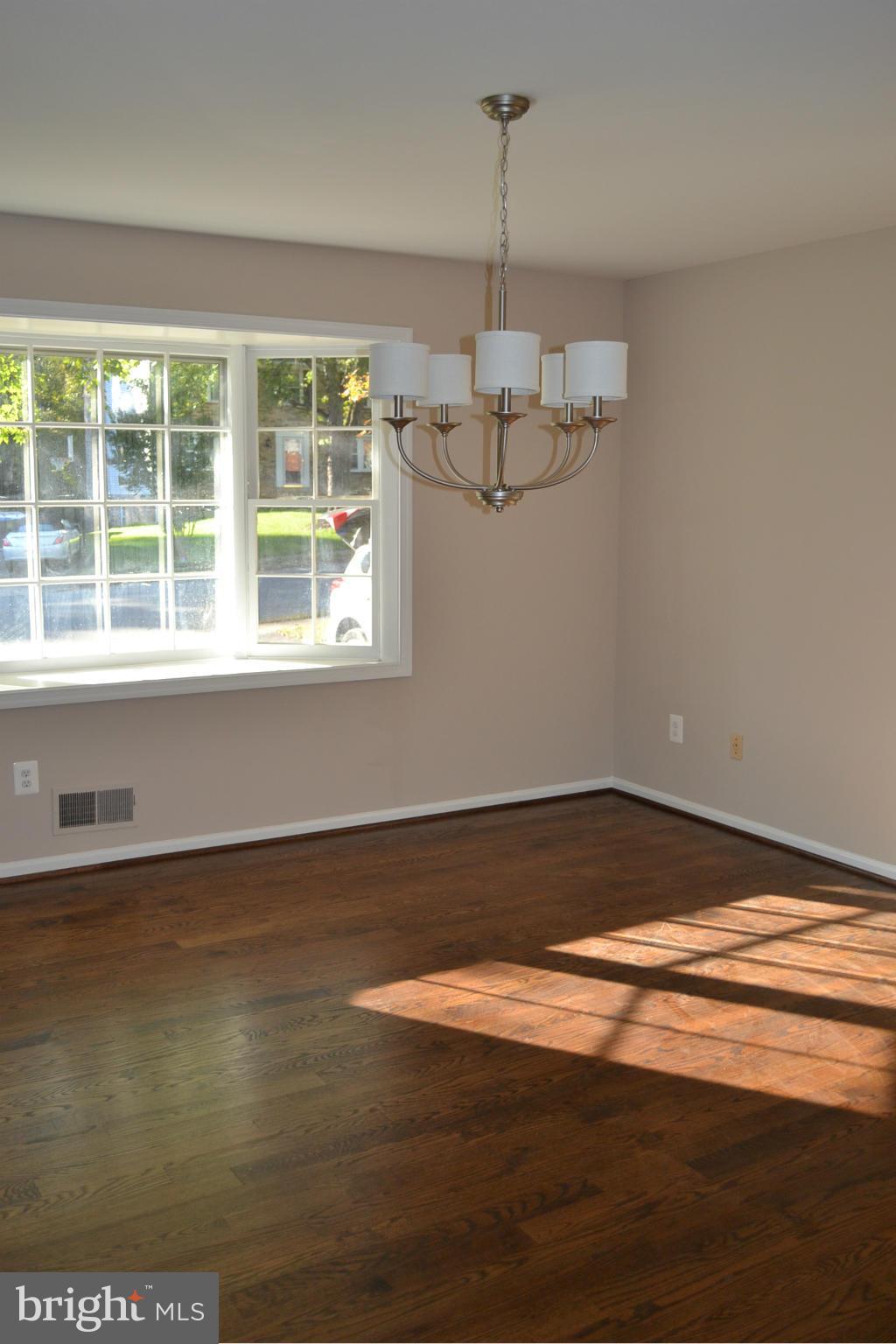 4907 Powell Road Fairfax, VA 22032 - Photo 13 of 30 Dining Room