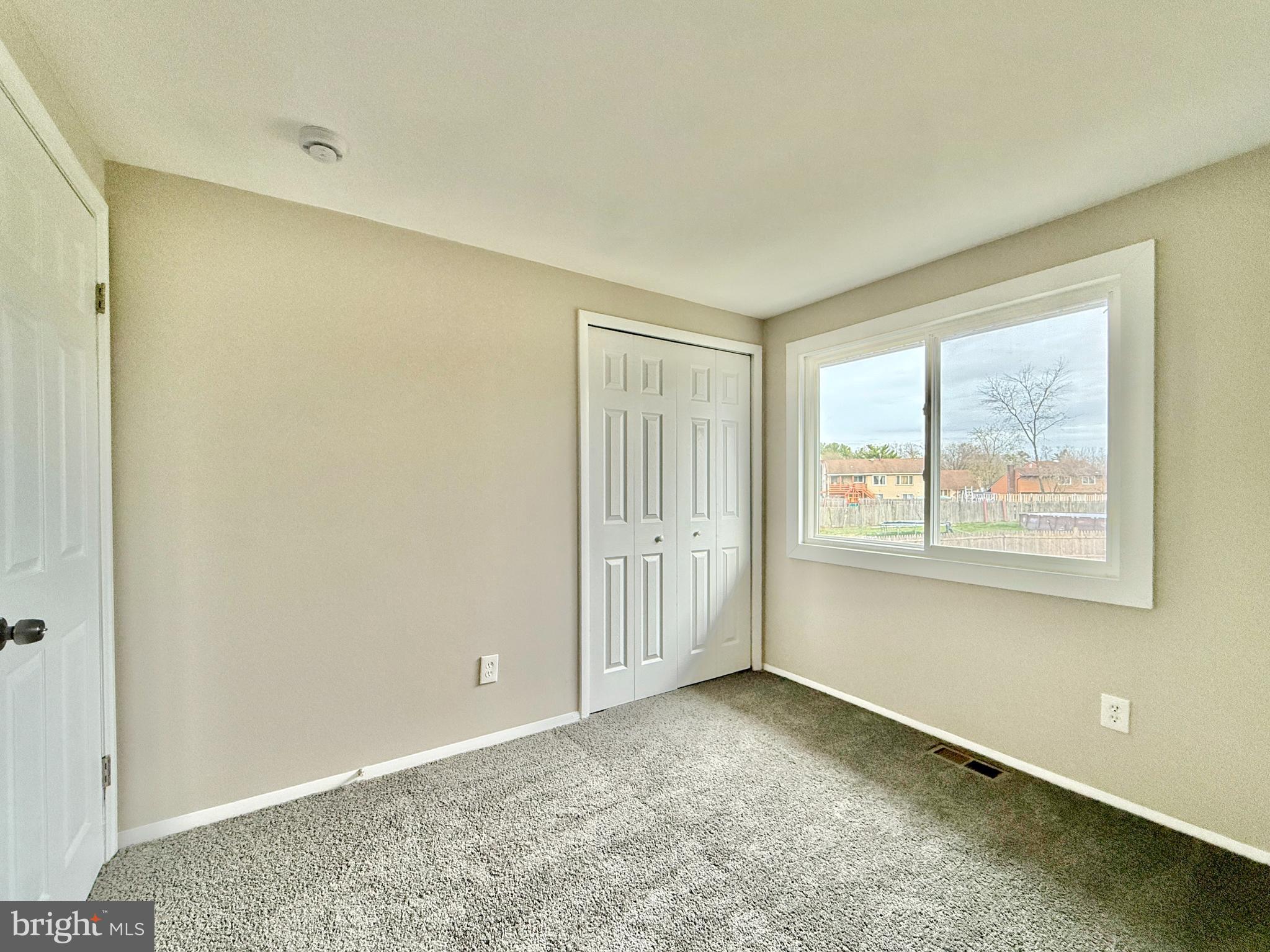 23 Pershing Lane Sicklerville, NJ 08081 - Photo 22 of 32