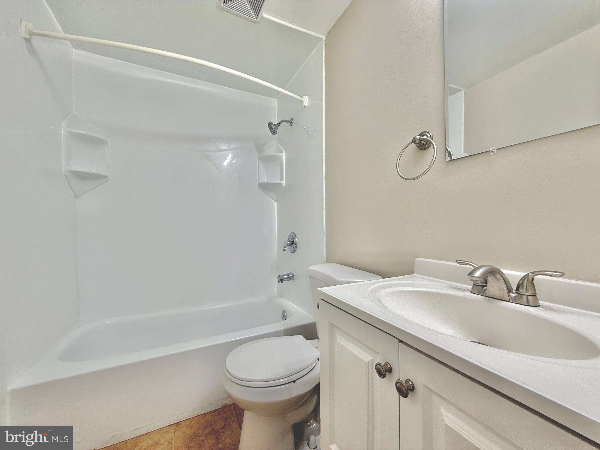 23 Pershing Lane Sicklerville, NJ 08081 - Photo 29 of 32