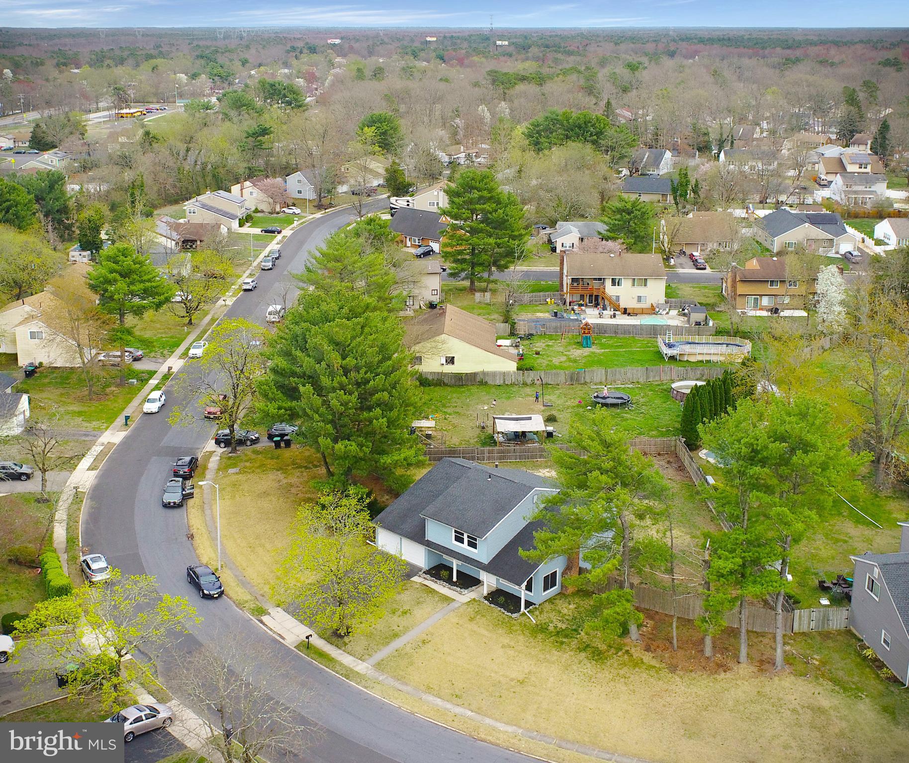 23 Pershing Lane Sicklerville, NJ 08081 - Photo 3 of 32