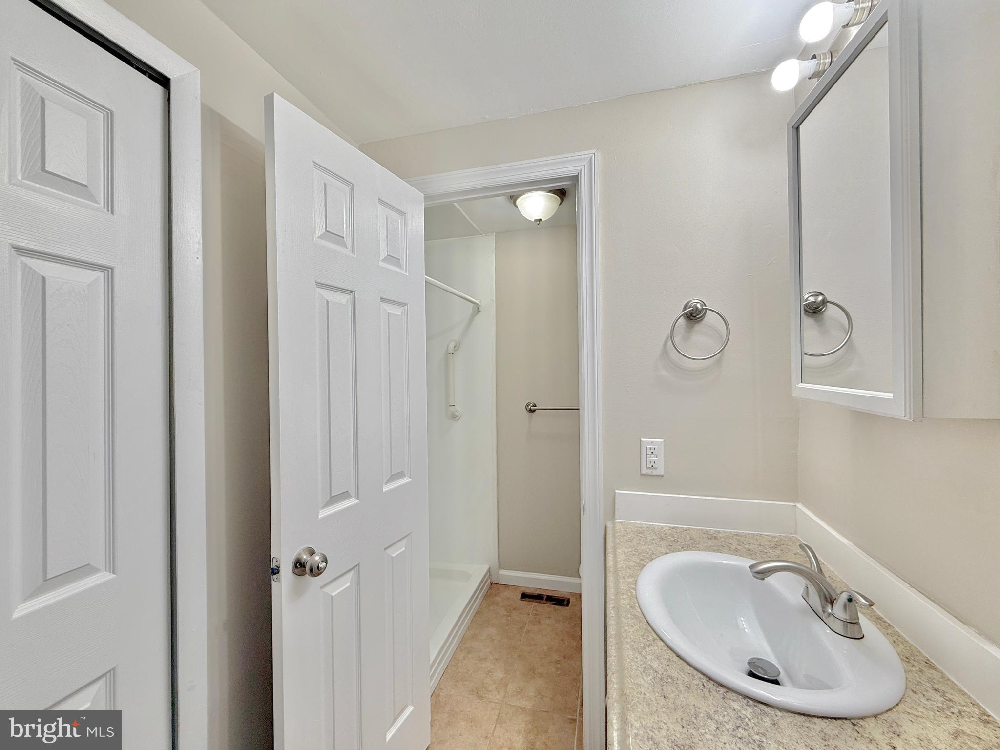 23 Pershing Lane Sicklerville, NJ 08081 - Photo 31 of 32