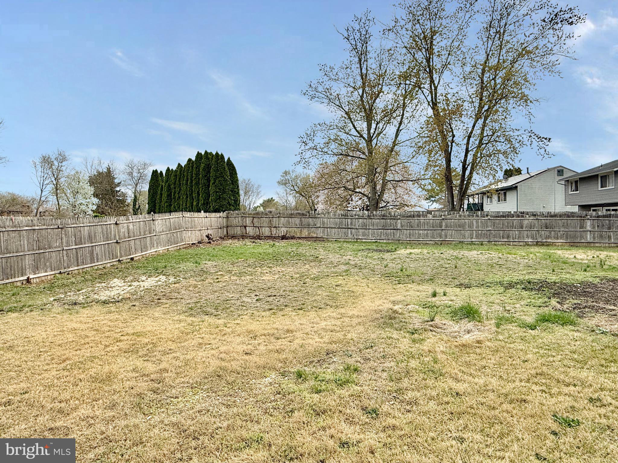 23 Pershing Lane Sicklerville, NJ 08081 - Photo 5 of 32