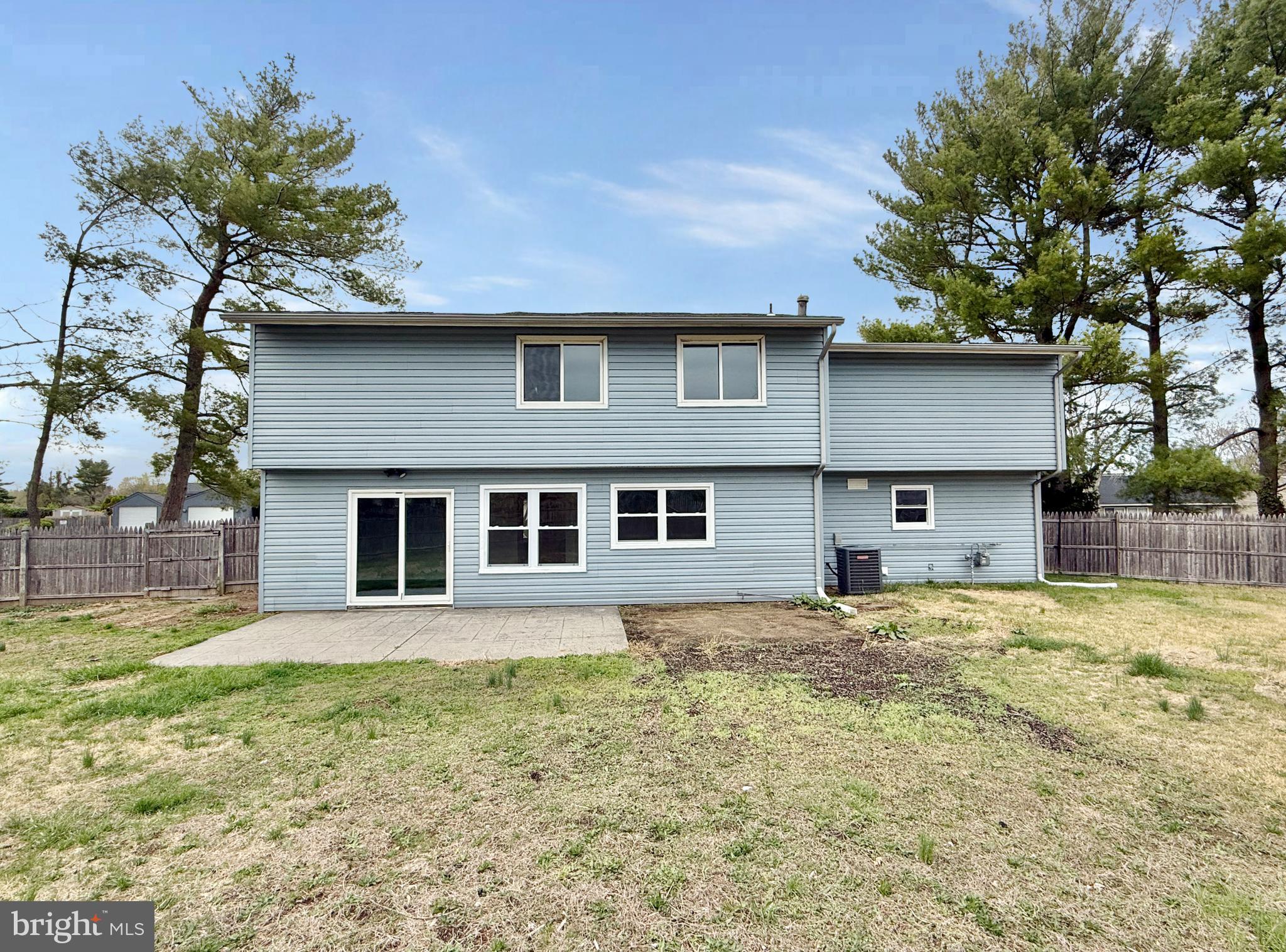 23 Pershing Lane Sicklerville, NJ 08081 - Photo 6 of 32