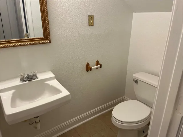 $1,400 | 228 Jewel Street, Unit 2, New Orleans, LA 70124