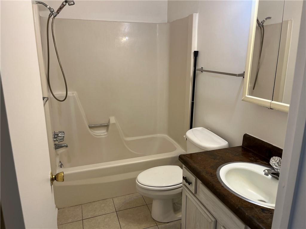 228 Jewel Street, Unit 2 New Orleans, LA 70124 - Photo 9 of 10