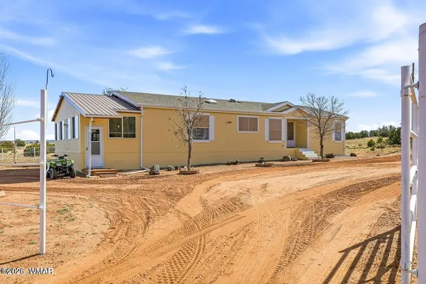 $1,550 | 34766 Highway 180A, Concho, AZ 85924