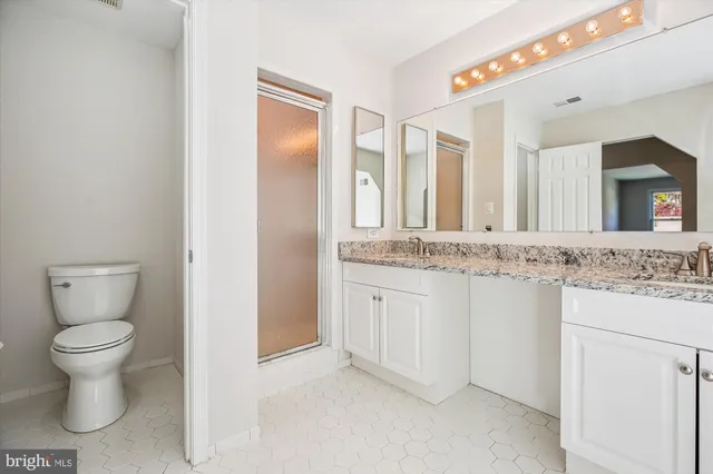 $775,000 | 17 Locustwood Court, Silver Spring, MD 20905