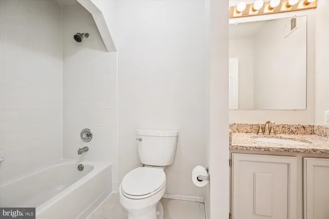 $775,000 | 17 Locustwood Court, Silver Spring, MD 20905