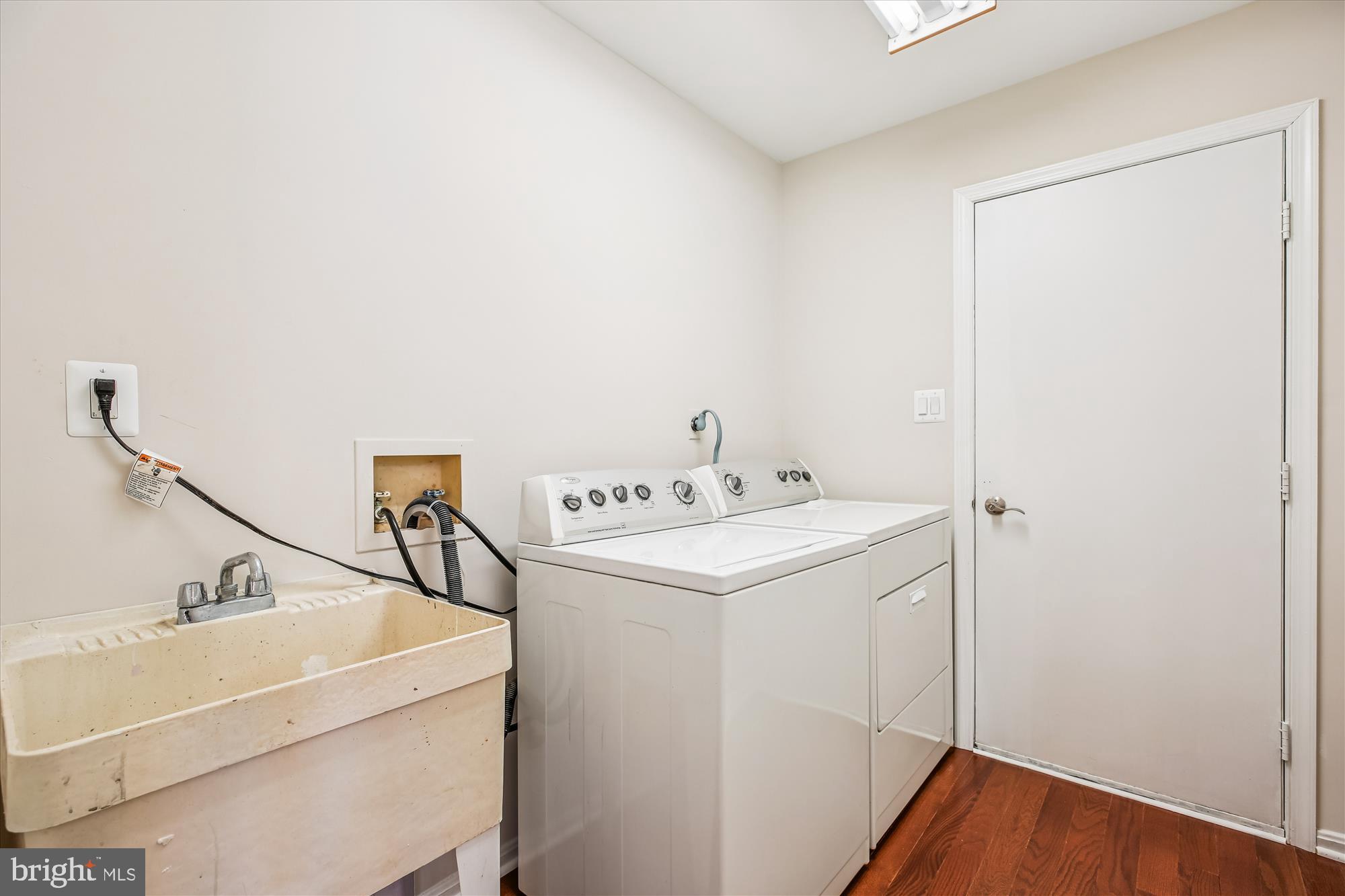 17 Locustwood Court Silver Spring, MD 20905 - Photo 56 of 72 Laundry