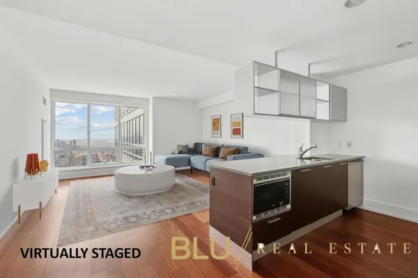 $1,190,000 | 350 West 42nd Street, Unit 53F | Hell's Kitchen