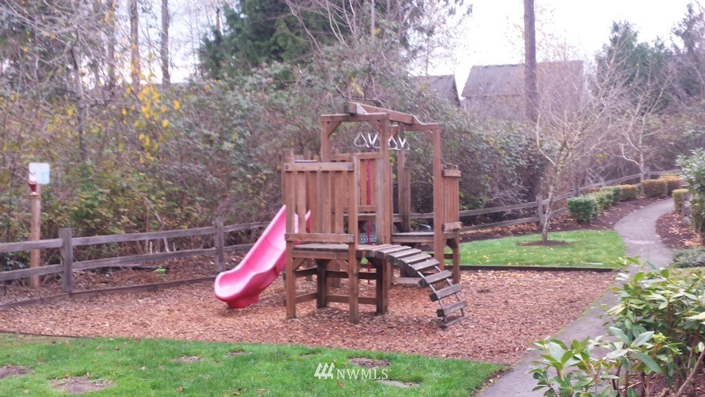 2326 194th Street Southeast Bothell, WA 98012 - Photo 15 of 16