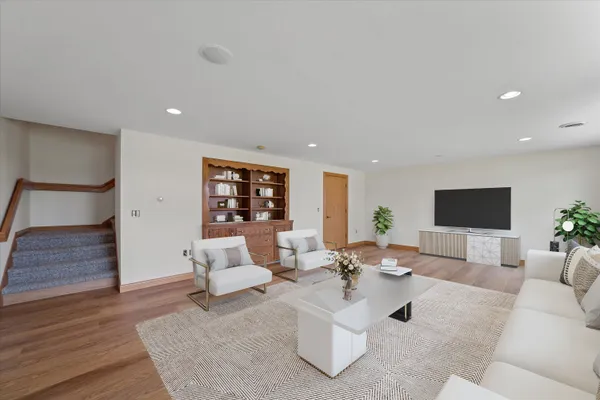 $1,149,000 | N4554 Lakeview Road, Hustisford, WI 53034