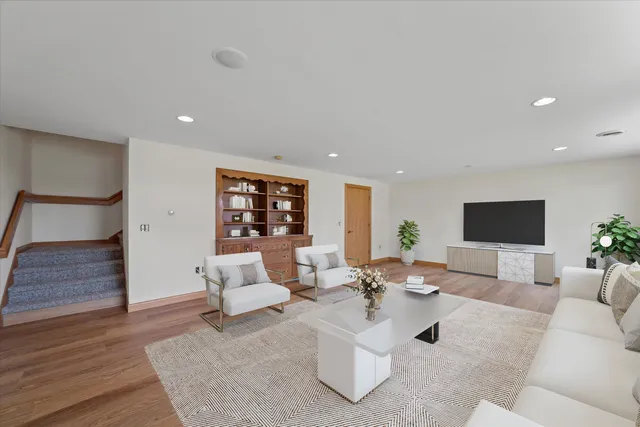 $1,249,900 | N4554 Lakeview Road, Hustisford, WI 53034