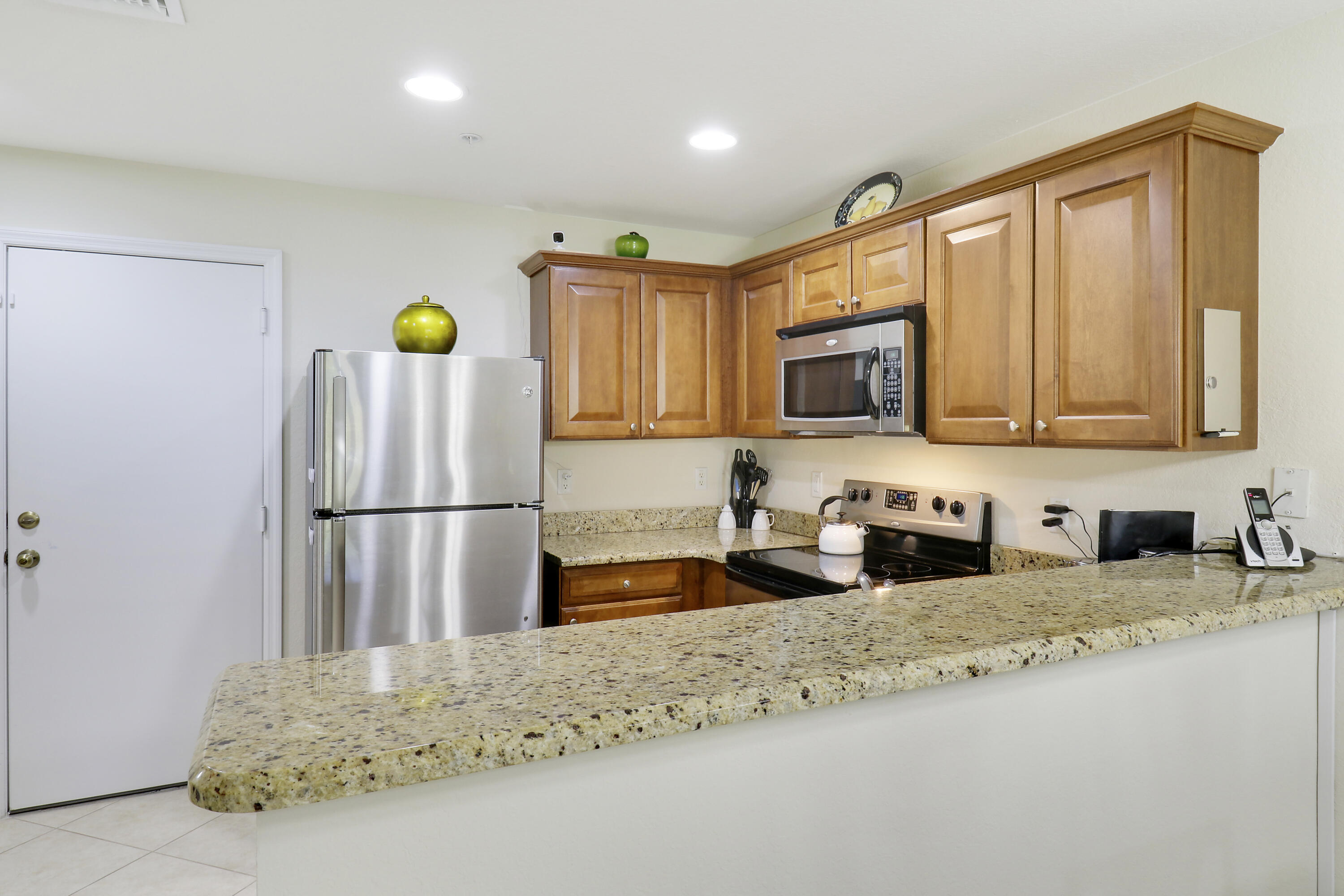 5286 Southeast Mitchell Lane Stuart, FL 34997 - Photo 11 of 26 Kitchen 4 Hahn