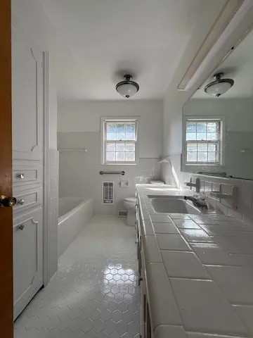 $315,000 | 5988 Highway 31 West, Portland, TN 37148