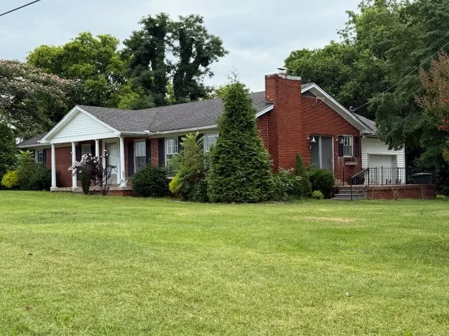 $315,000 | 5988 Highway 31 West, Portland, TN 37148