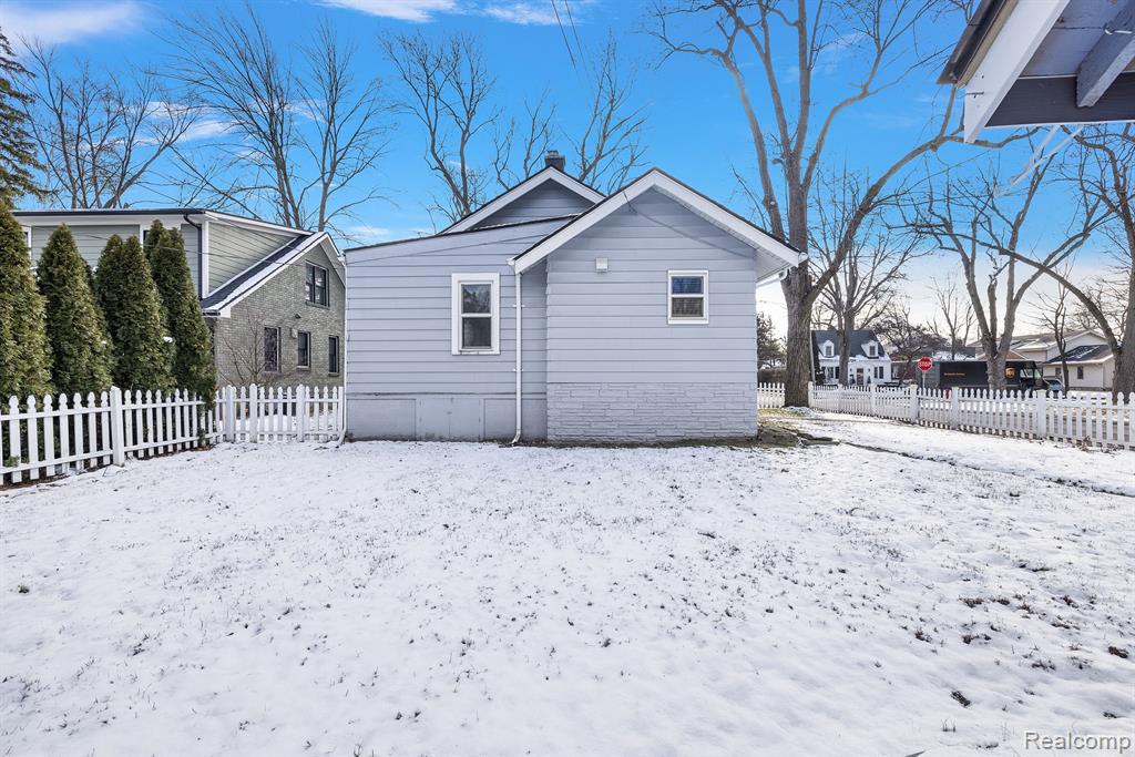 303 Linwood Avenue Rochester, MI 48307 - Photo 40 of 44 Gallery Image 40