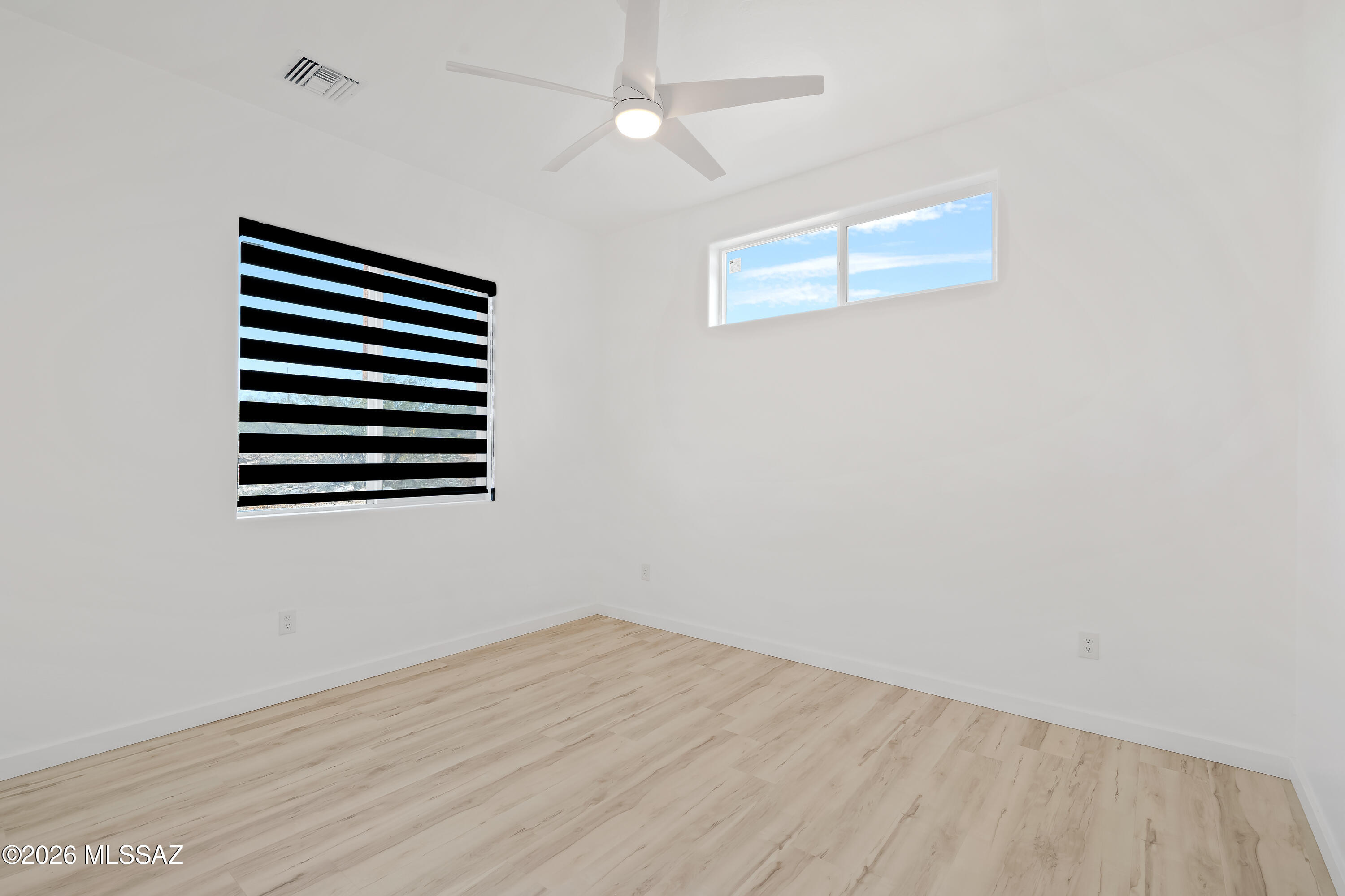 1803 Japon Court Rio Rico, AZ 85648 - Photo 29 of 43 2 Interiors-24