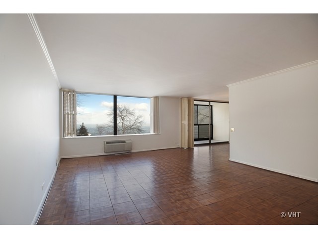1500 Sheridan Road, Unit 2A Wilmette, IL 60091 - Photo 2 of 13