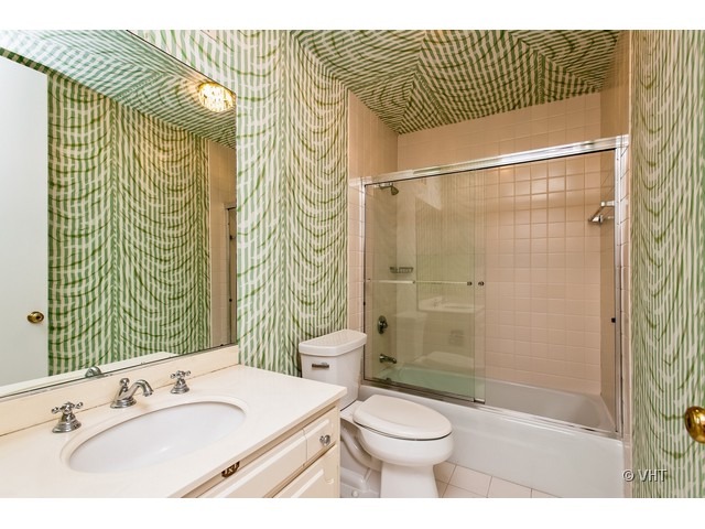 1500 Sheridan Road, Unit 2A Wilmette, IL 60091 - Photo 10 of 13