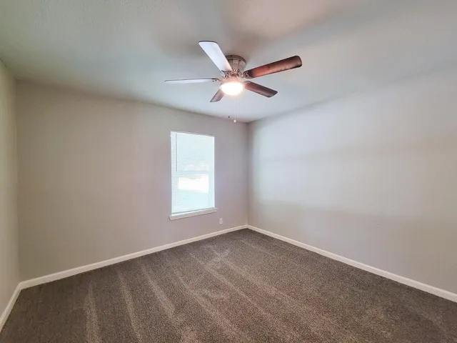 $1,725 | 2810 Forest Oaks Drive, Houston, TX 77017