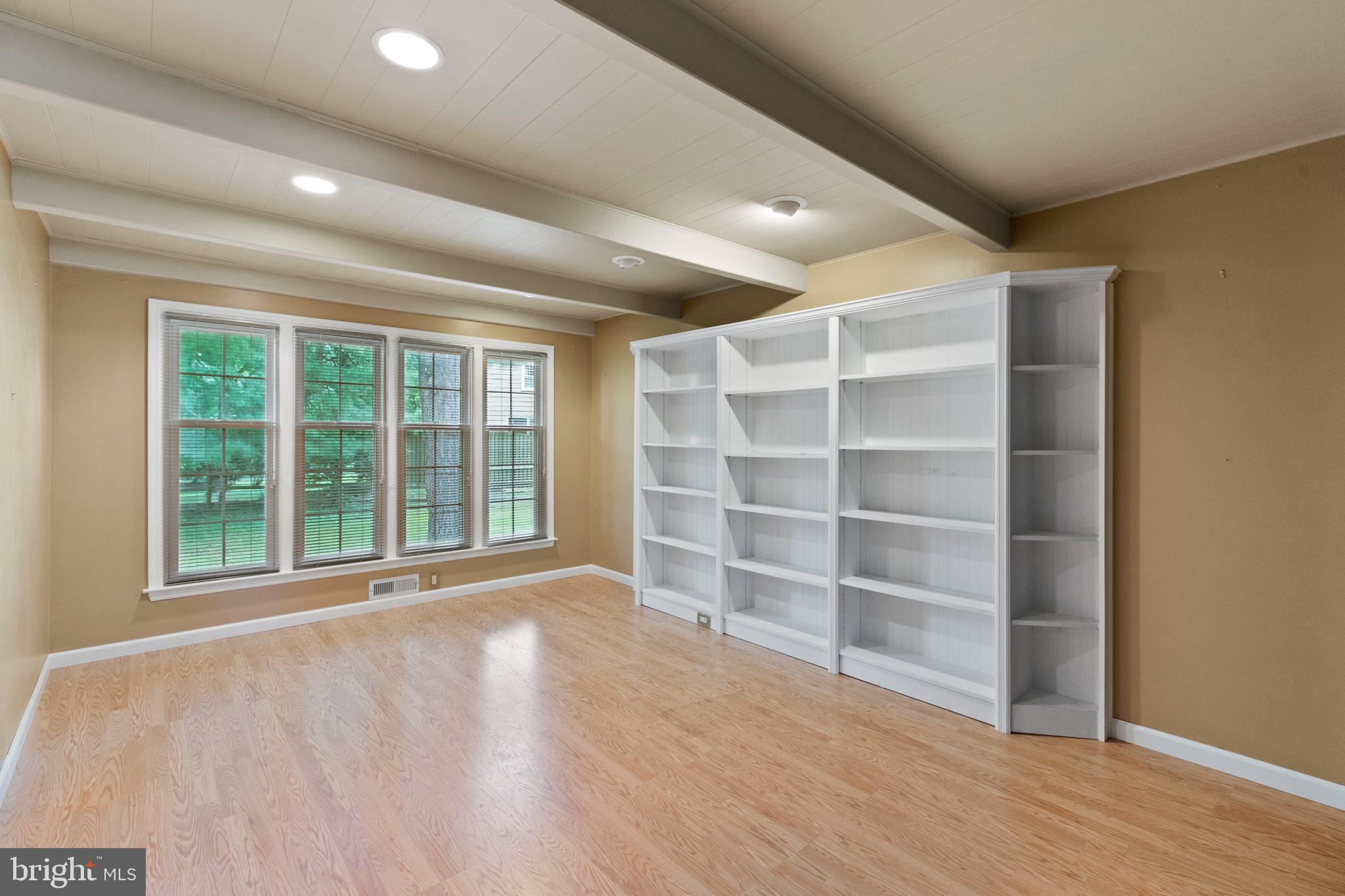 320 Wayland Road Cherry Hill, NJ 08034 - Photo 13 of 37 Den or Home Office