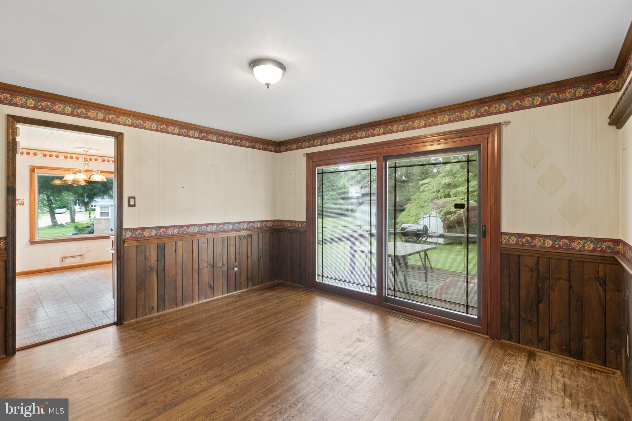 320 Wayland Road Cherry Hill, NJ 08034 - Photo 16 of 37 Dining Room