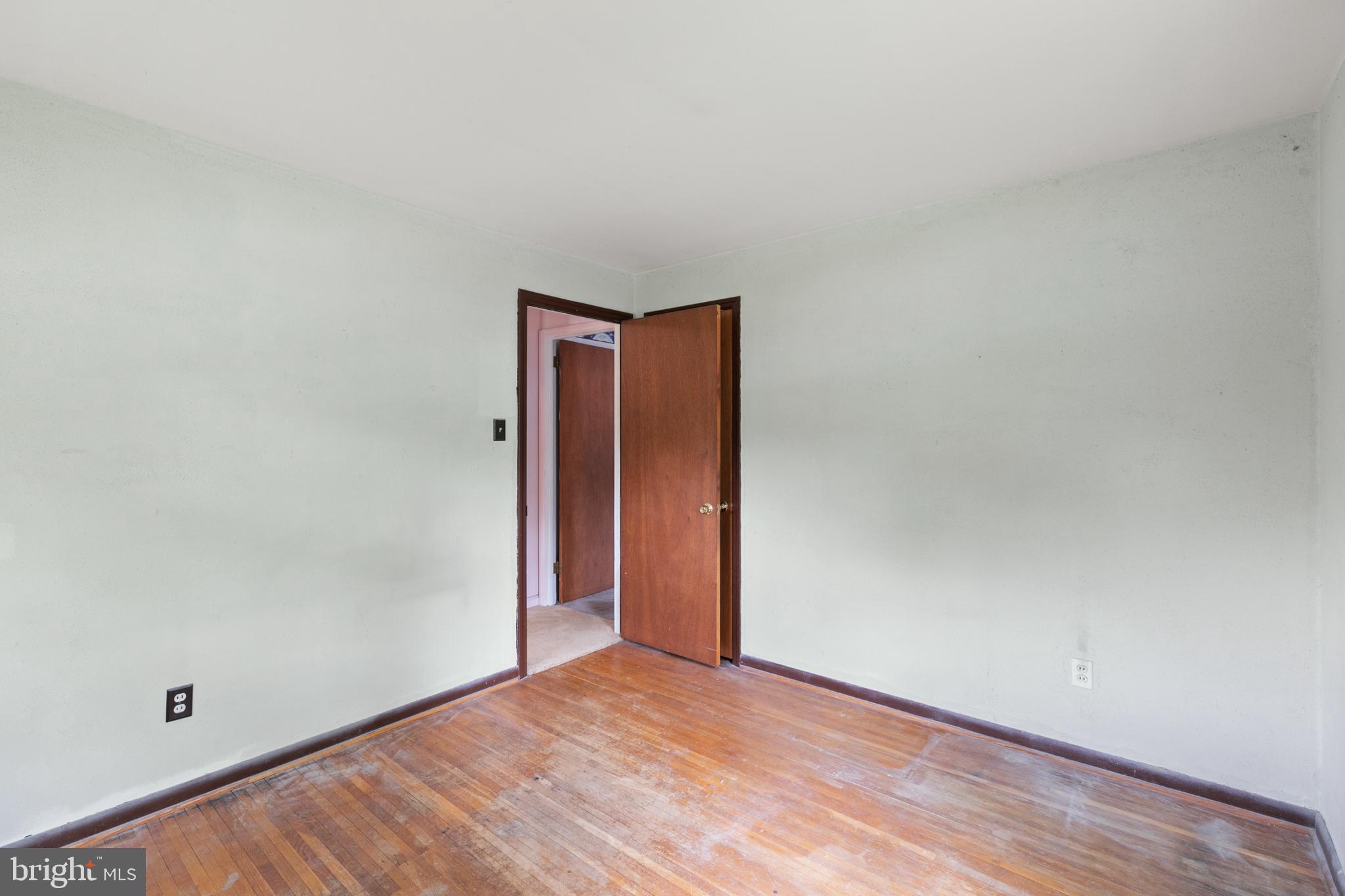 320 Wayland Road Cherry Hill, NJ 08034 - Photo 28 of 37 Gallery Image 28