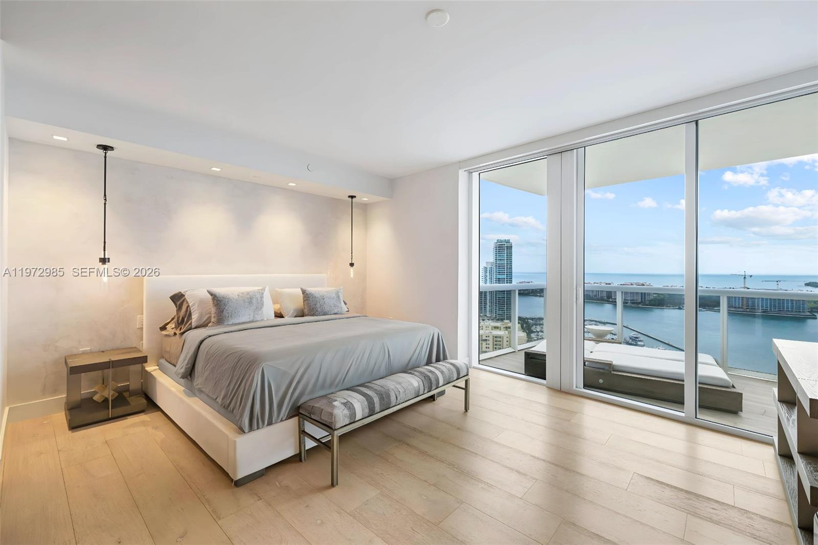 400 Alton Road, Unit 2806 Miami Beach, FL 33139 - Photo 12 of 32