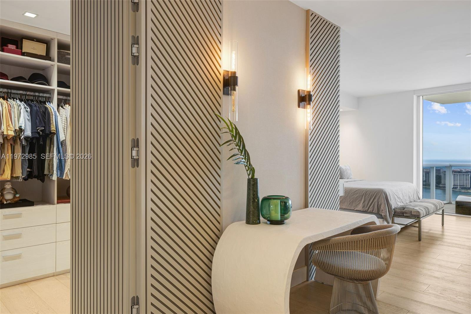 400 Alton Road, Unit 2806 Miami Beach, FL 33139 - Photo 15 of 32