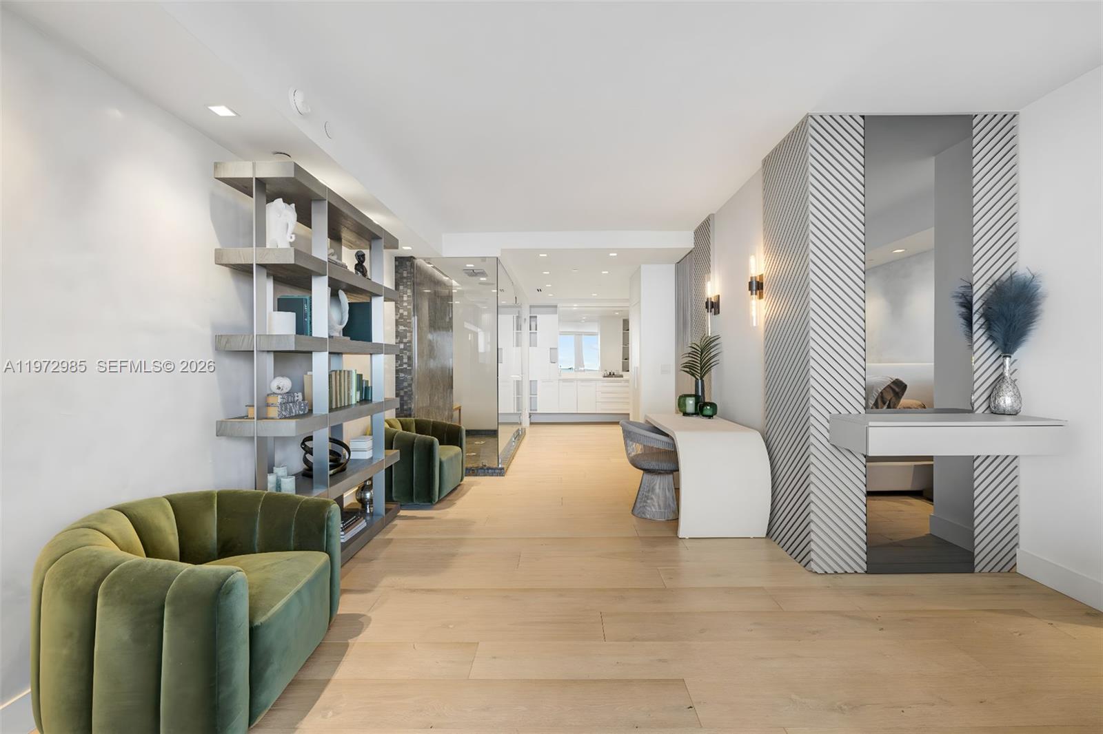 400 Alton Road, Unit 2806 Miami Beach, FL 33139 - Photo 18 of 32