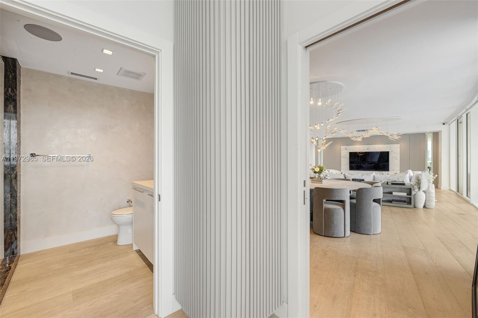 400 Alton Road, Unit 2806 Miami Beach, FL 33139 - Photo 26 of 32