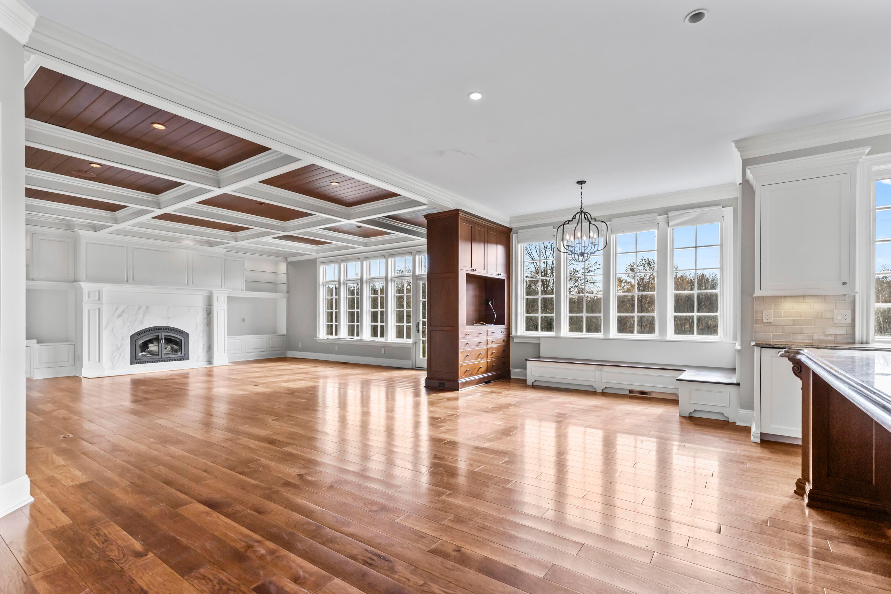 8850 Trimmer Road Centerburg, OH 43011 - Photo 43 of 99 44. Dinette