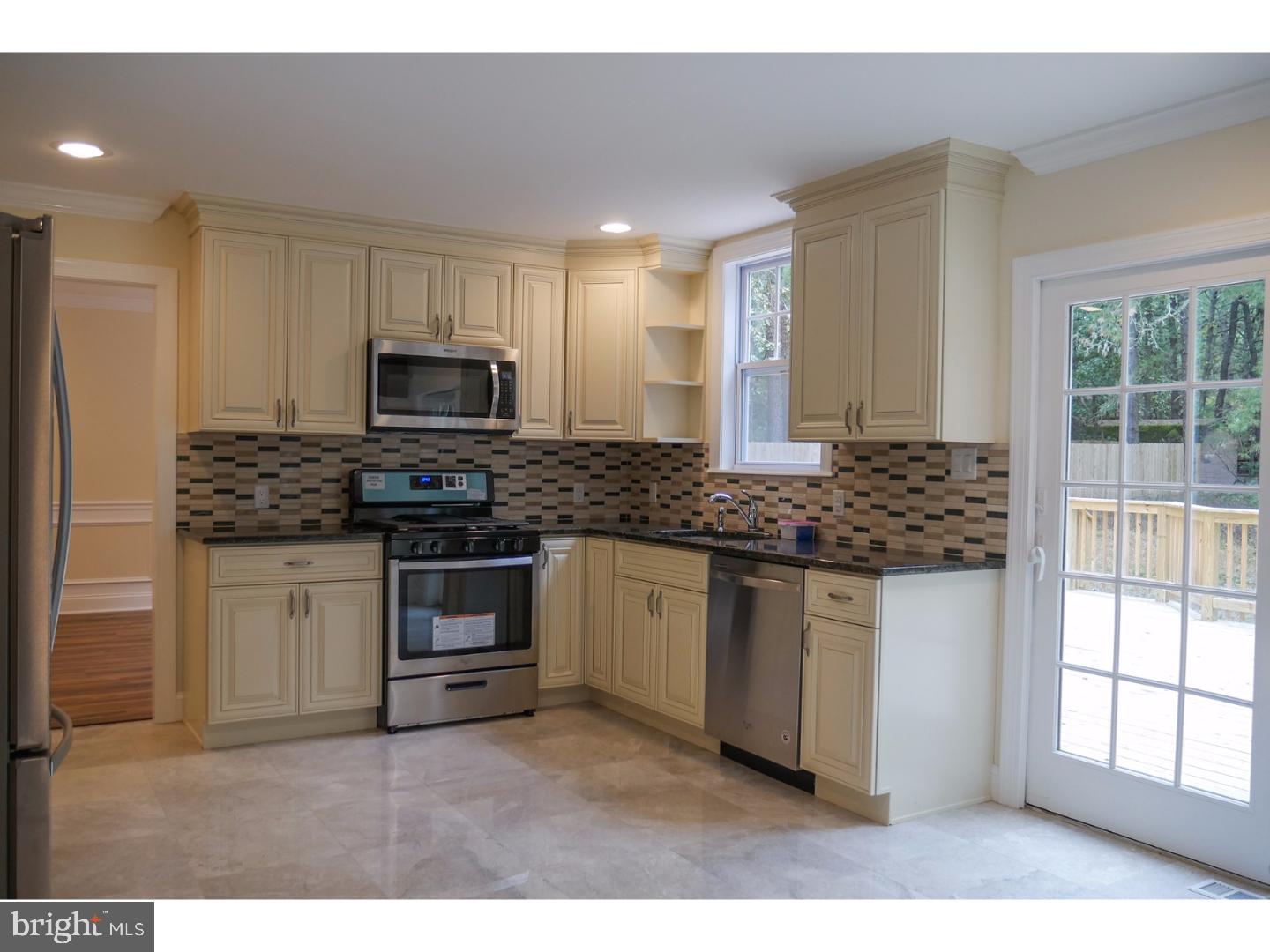 98 Hopewell Road Evesham, NJ 08053 - Photo 11 of 25 Kitchen