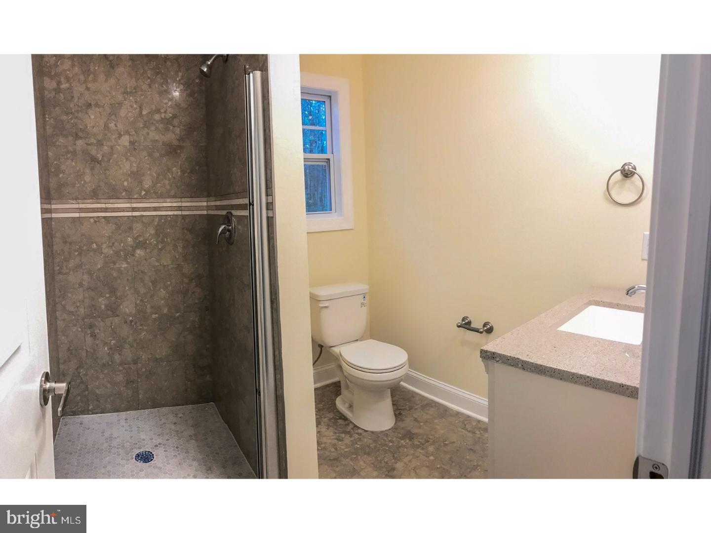 98 Hopewell Road Evesham, NJ 08053 - Photo 16 of 25 Bathroom